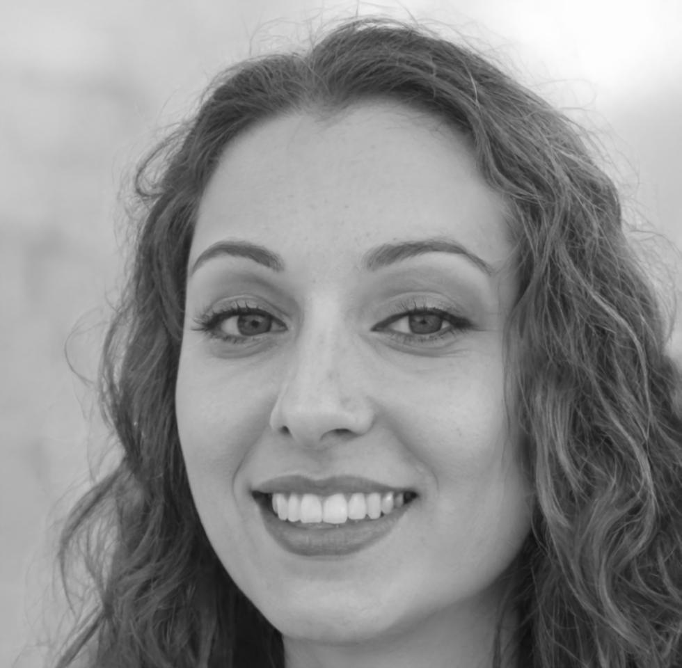 Retrato de Estel Montserrat, directora financiera que utiliza nuestro sistema